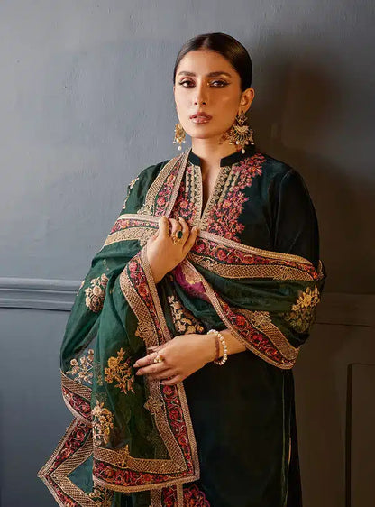 Zainab Chottani | Luxury Velvet Collection 23 | Zelena - House Of Anaya
