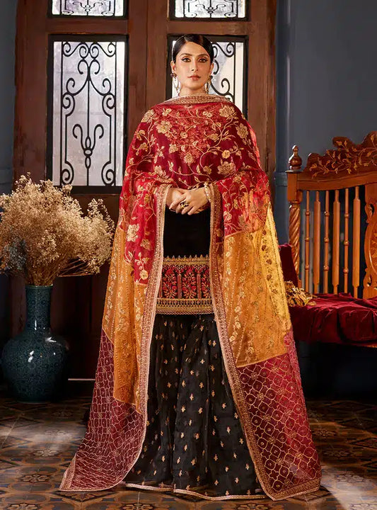Zainab Chottani | Luxury Velvet Collection 23 | Mehr Mah - House Of Anaya