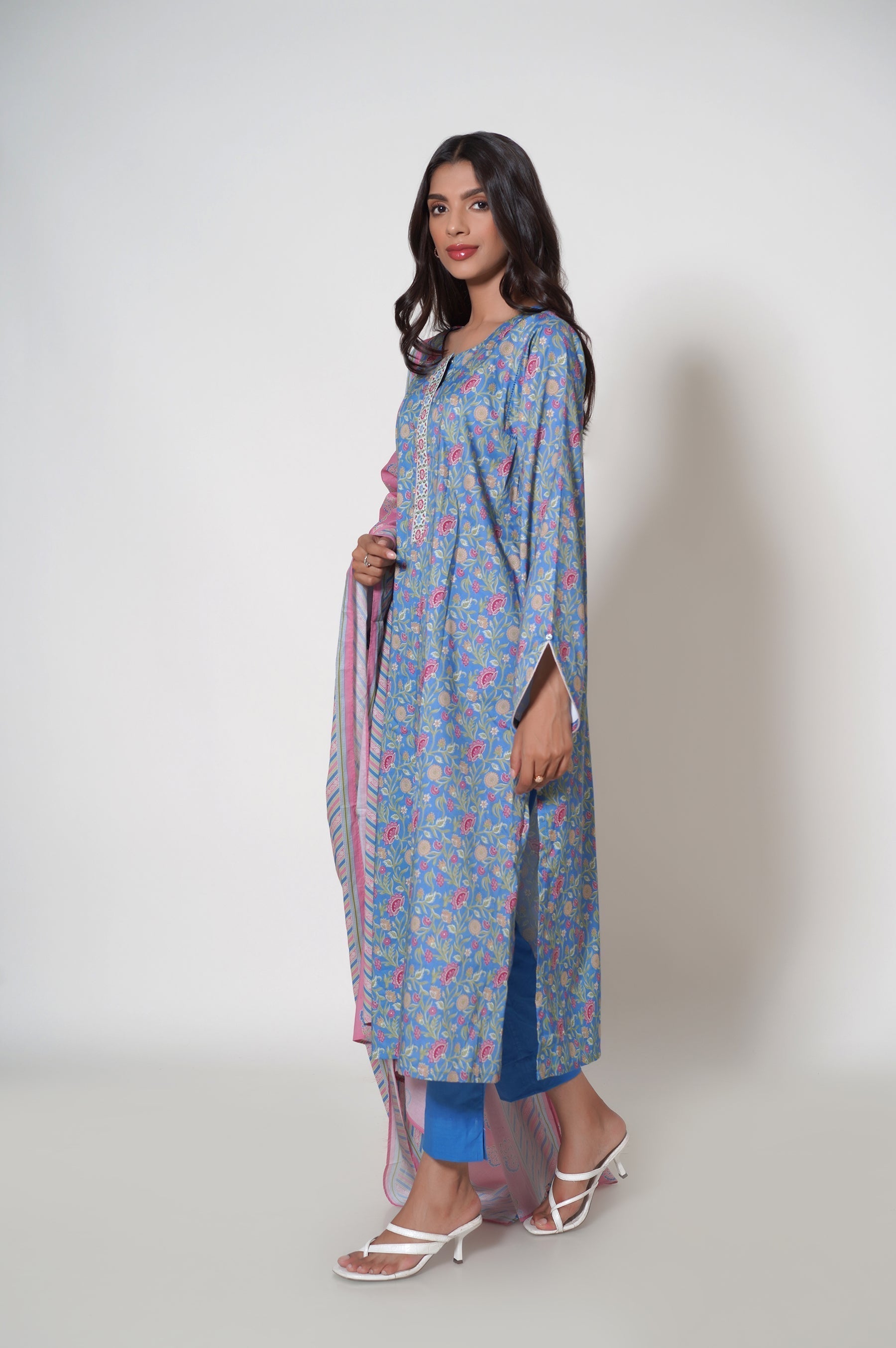 Zeen | Summer Collection 24 | 33627 - House Of Anaya
