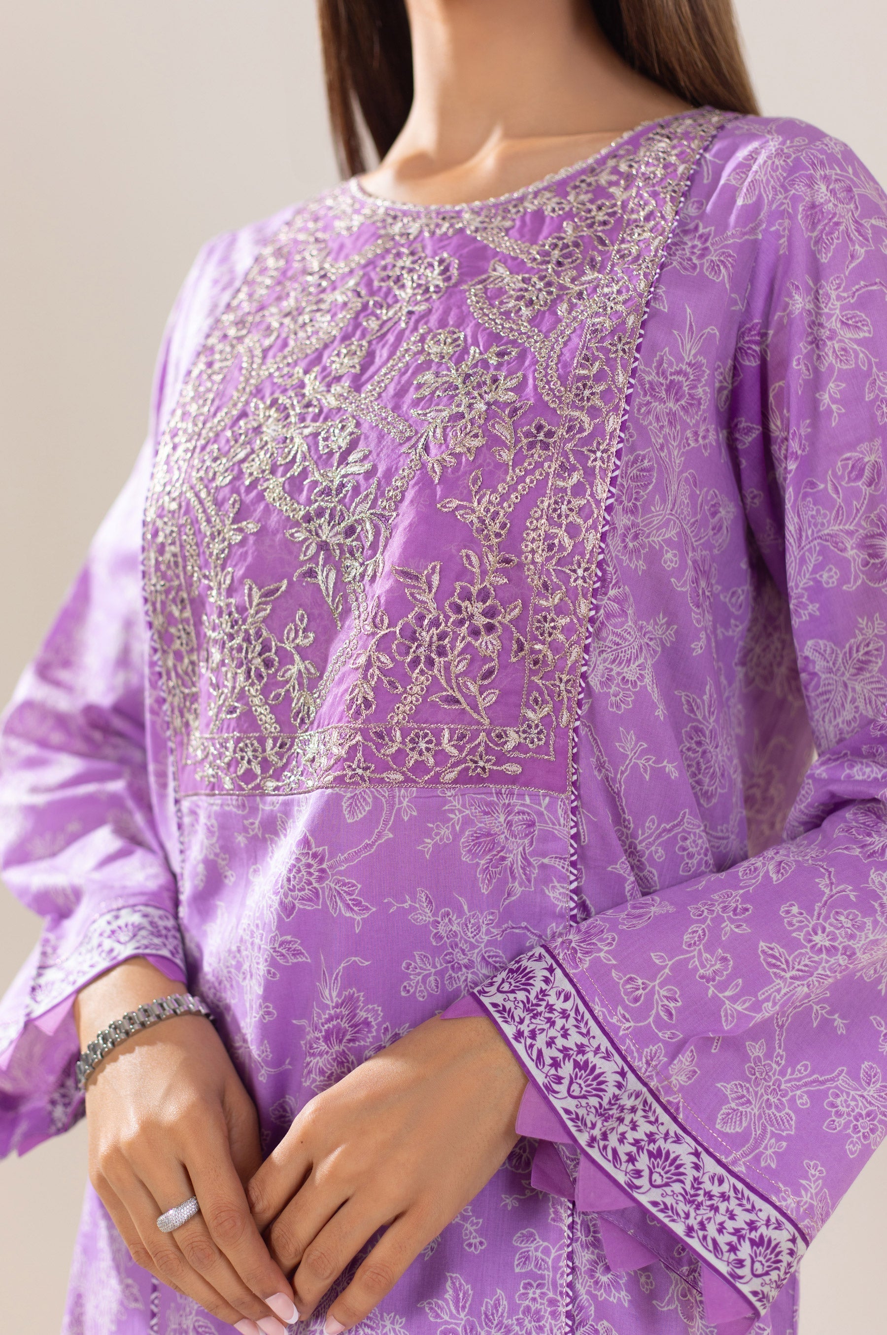 Zeen | Summer Collection 24 | 34220 - House Of Anaya