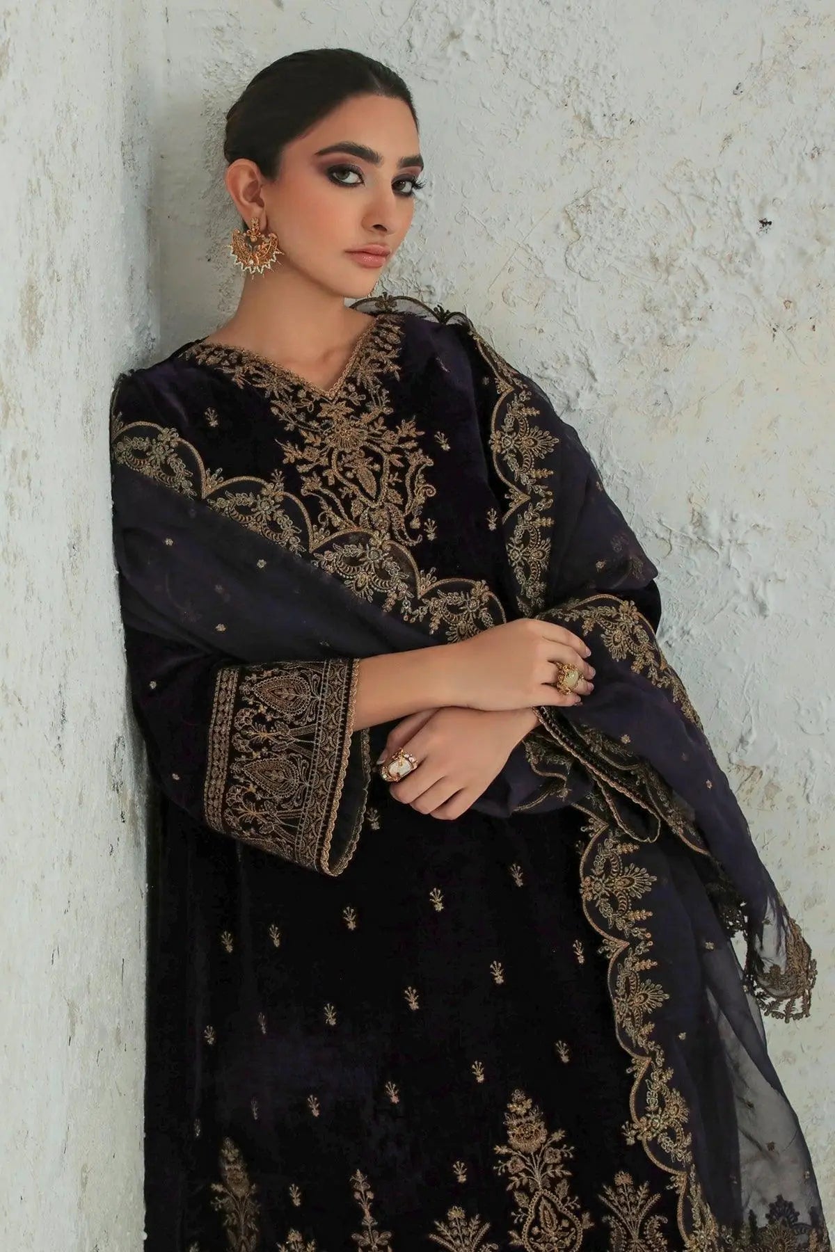 EMBROIDERED VELVET UF-239 - House Of Anaya