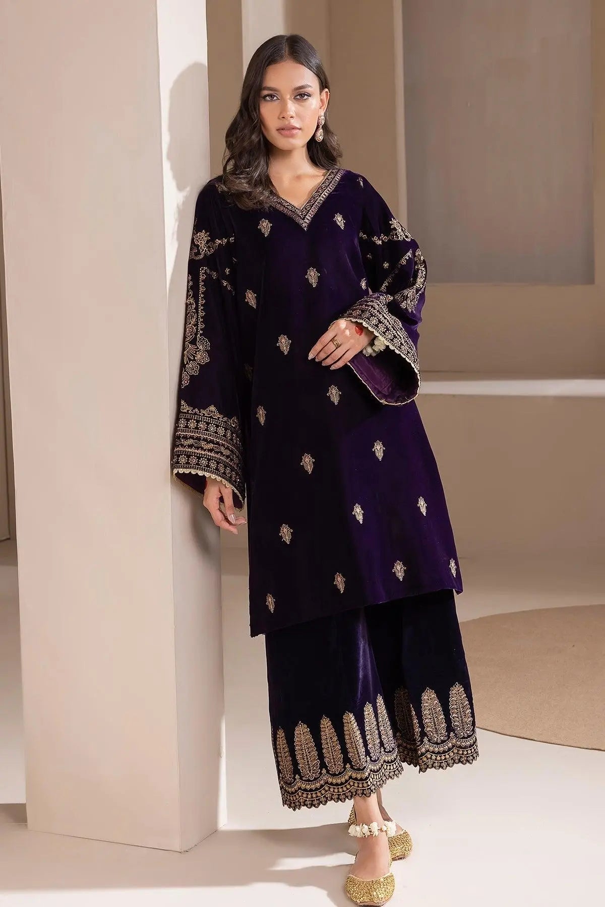 EMBROIDERED VELVET UF-420 - House Of Anaya