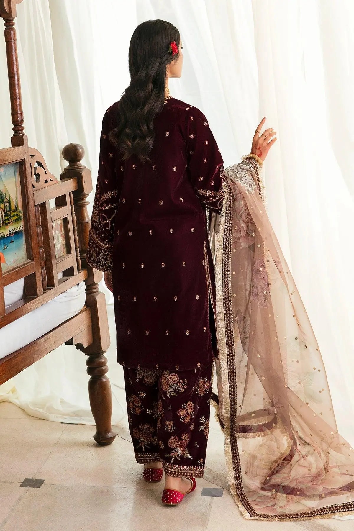 EMBROIDERED VELVET UF-250 - House Of Anaya