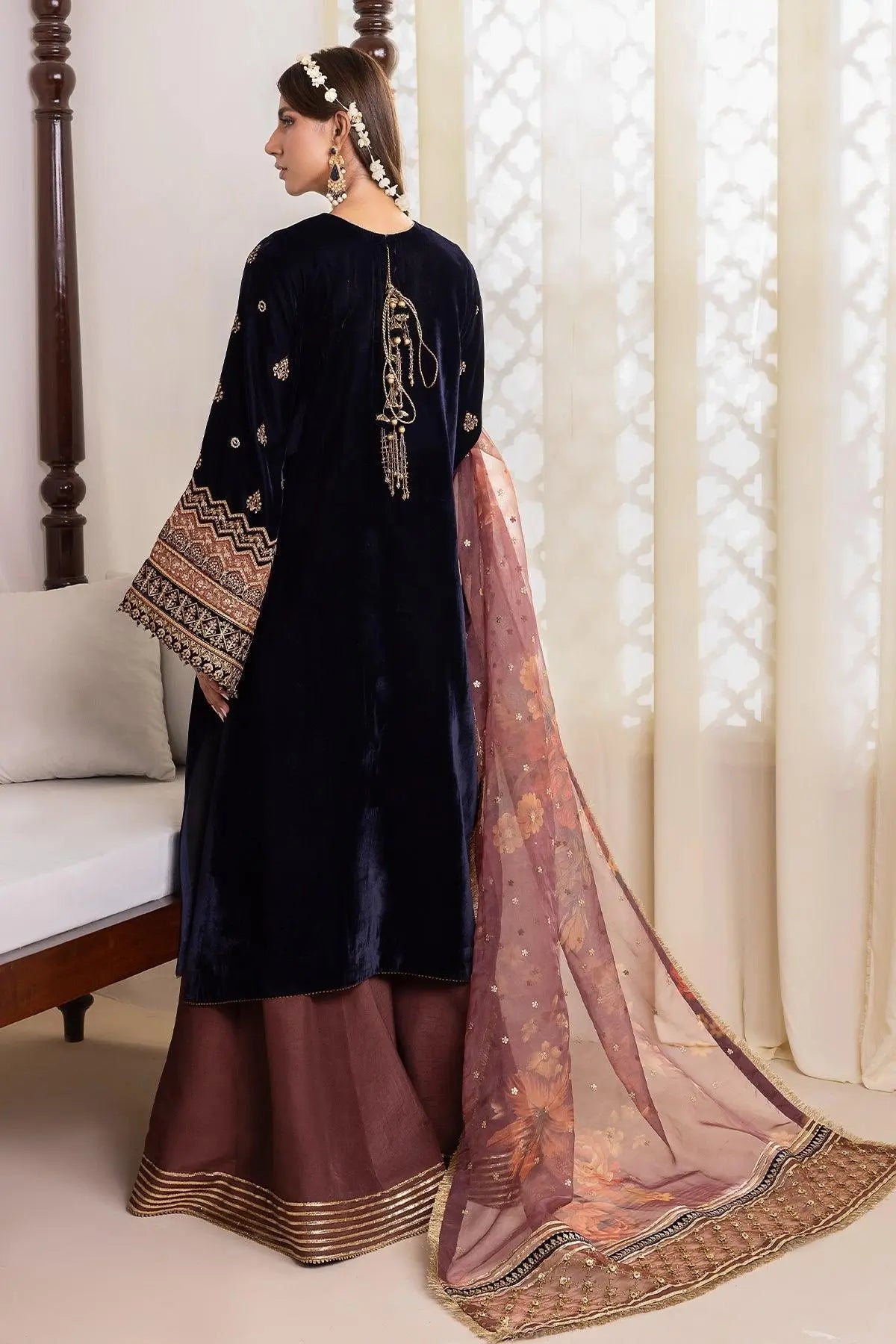 EMBROIDERED VELVET UF-424 - House Of Anaya