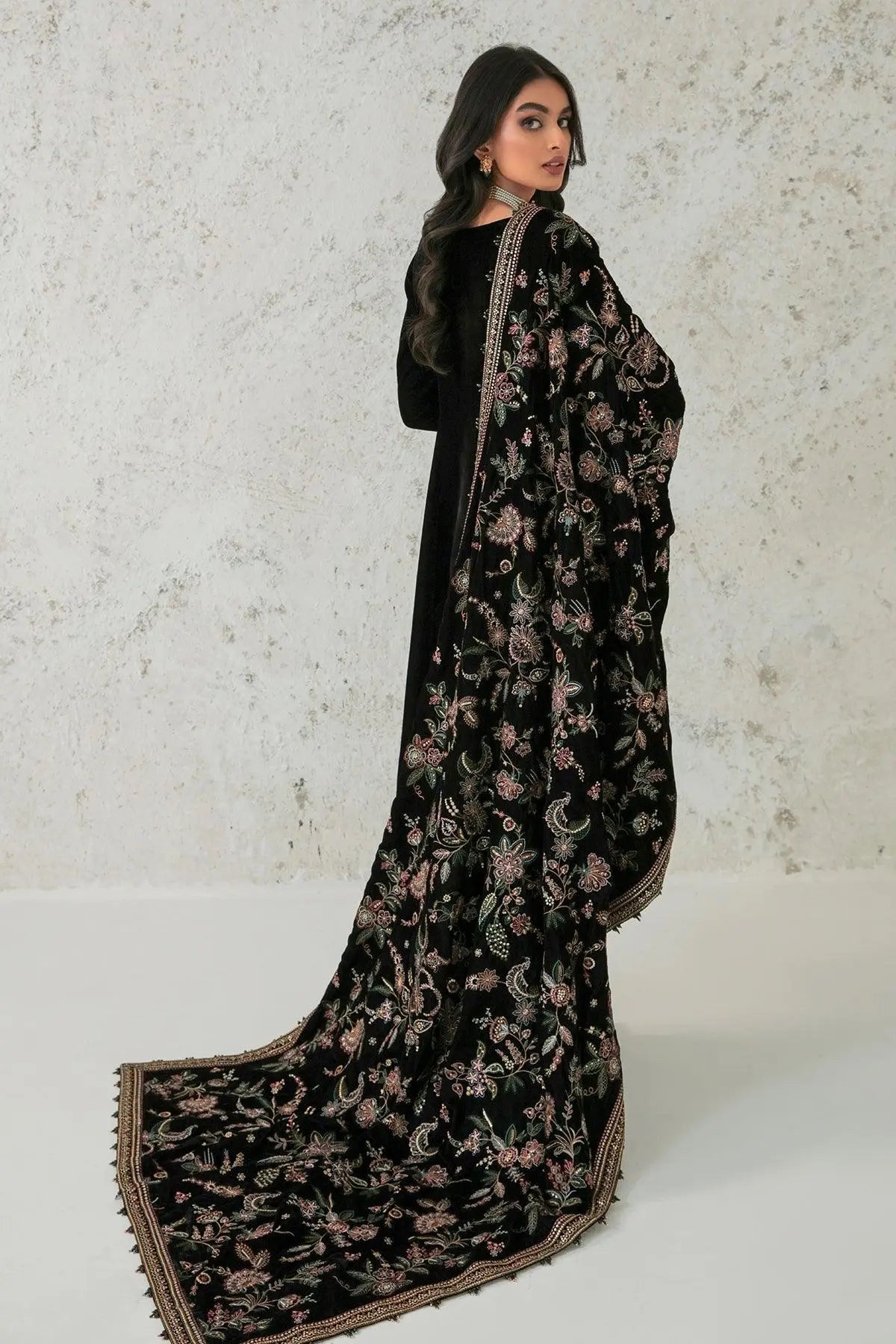 EMBROIDERED VELVET SHAWL VS-33 - House Of Anaya