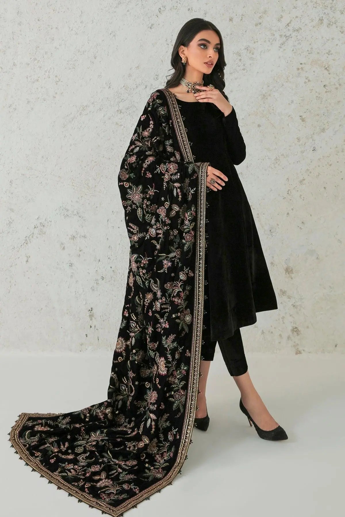 EMBROIDERED VELVET SHAWL VS-33 - House Of Anaya