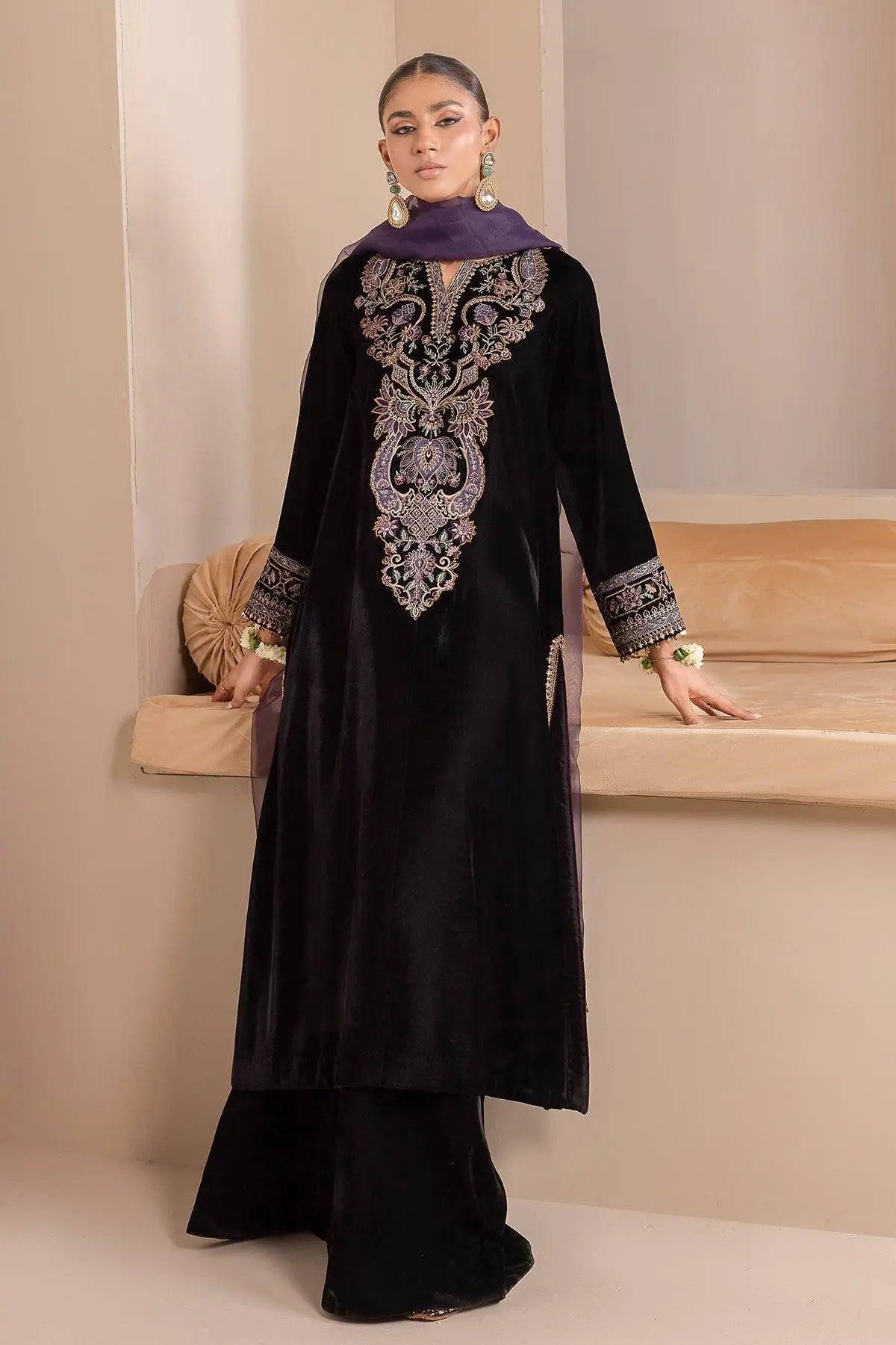 EMBROIDERED VELVET UF-426 - House Of Anaya