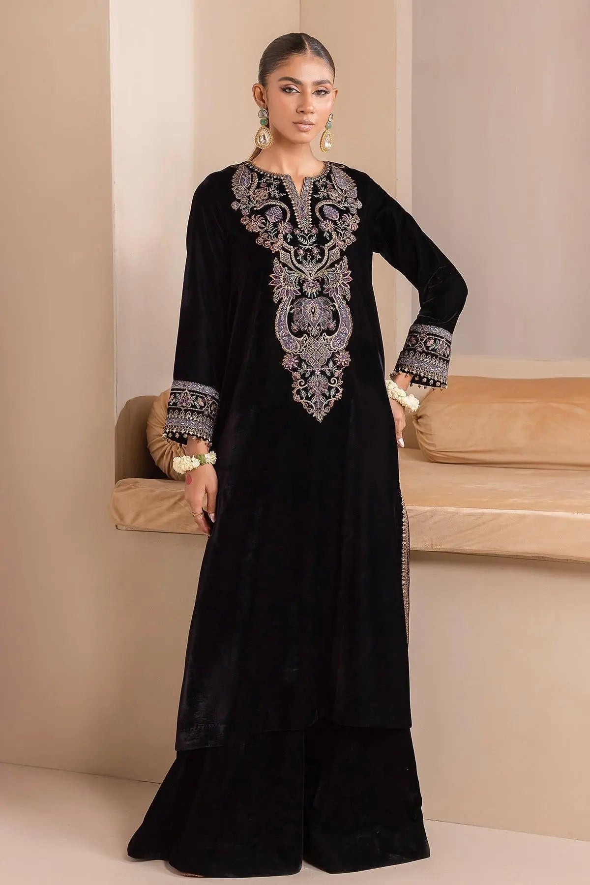 EMBROIDERED VELVET UF-426 - House Of Anaya