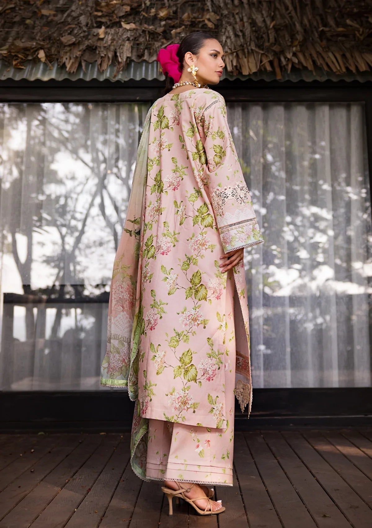 ELAF Signature Embroidered Lawn Unstitched 3Pc Suit ESL-05B DELIGHT DRAPE