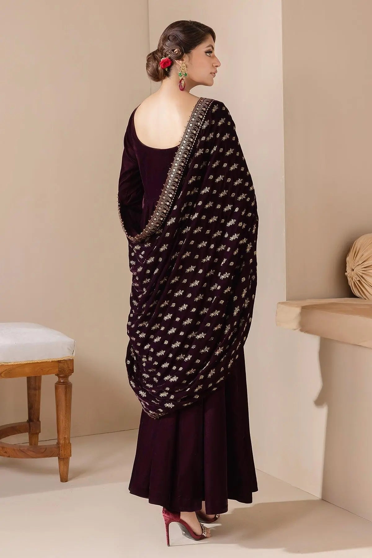 EMBROIDERED VELVET SHAWL VS-42 - House Of Anaya