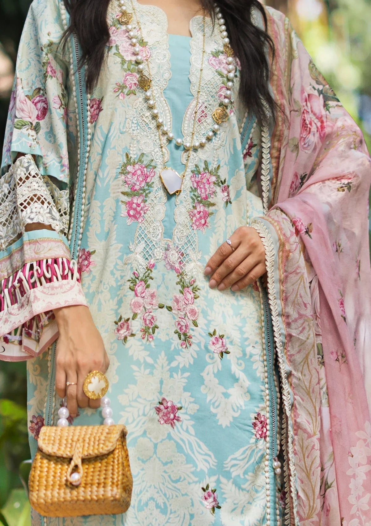 ELAF Signature Embroidered Lawn Unstitched 3Pc Suit ESL-02B PEARLY ESSENCE