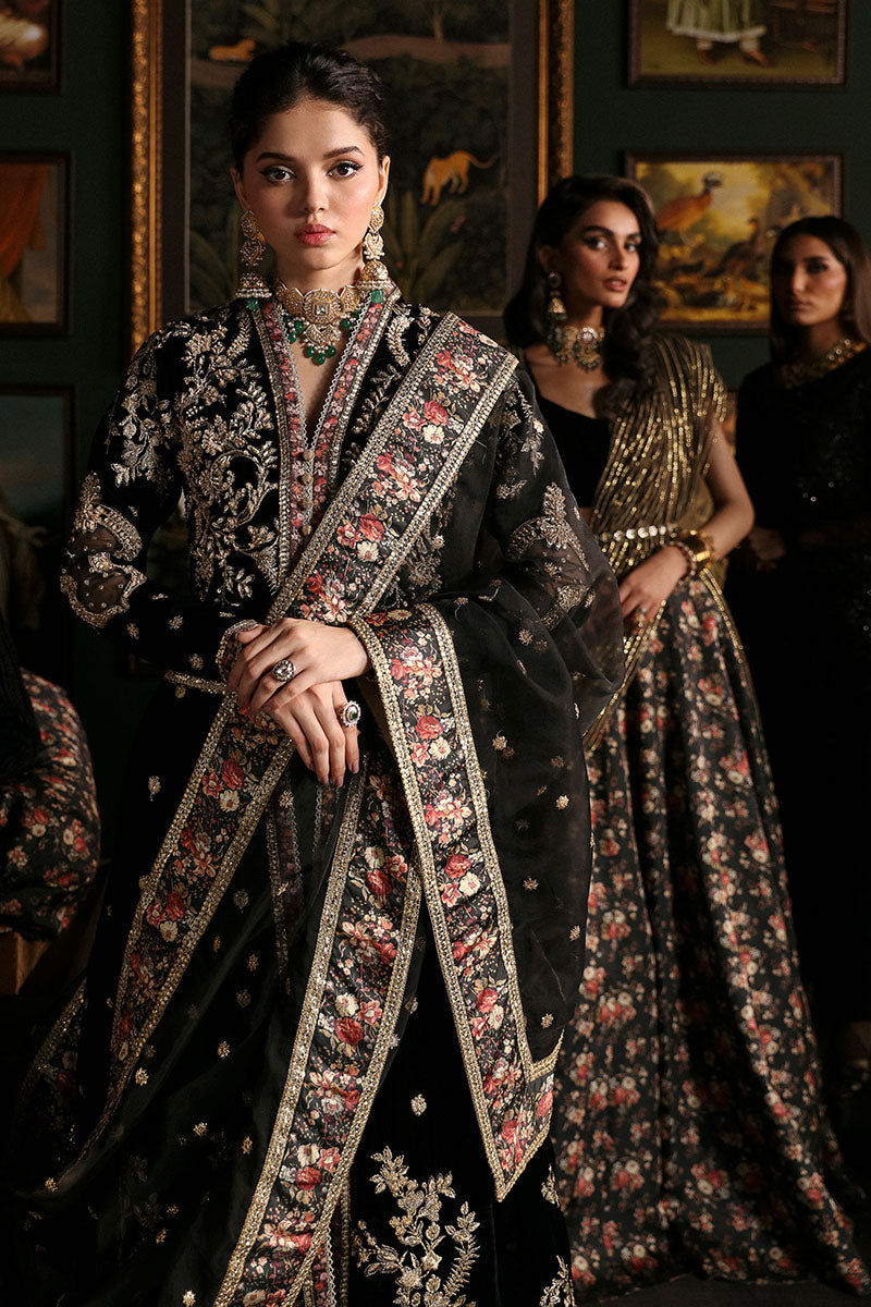 Niloufer by Mushq Embroidered Velvet Unstitched 3Pc Suit MV23-05 PARI