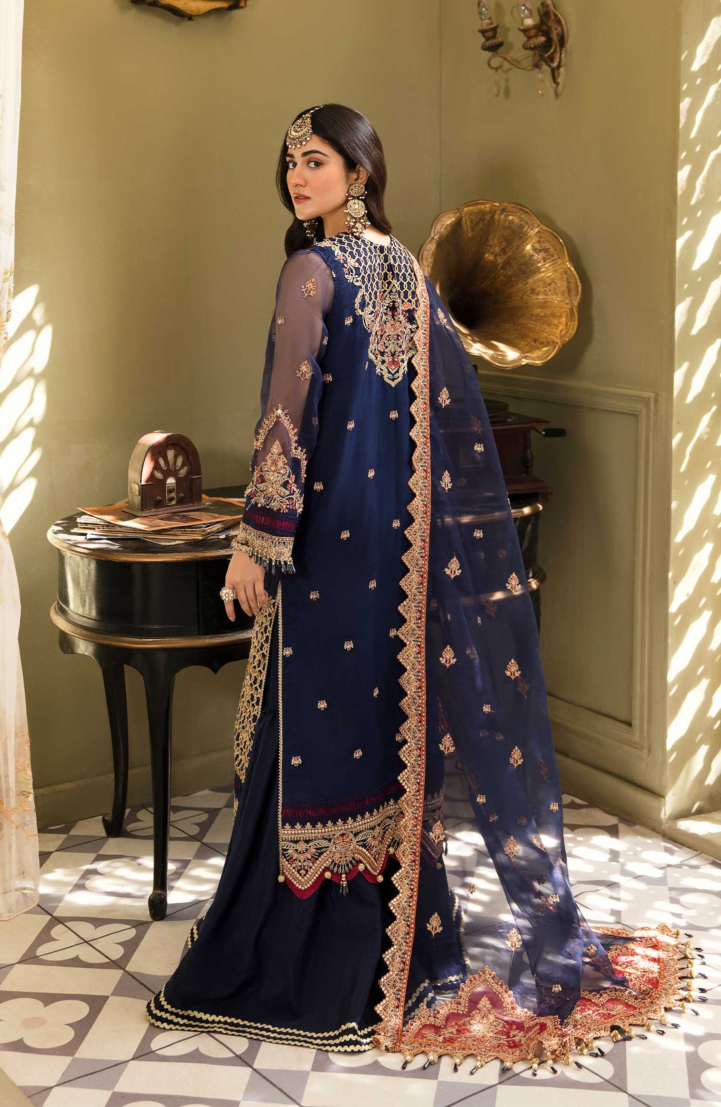 Zarin by Eleshia Embroidered Organza 3Pc Suit - SAARYA