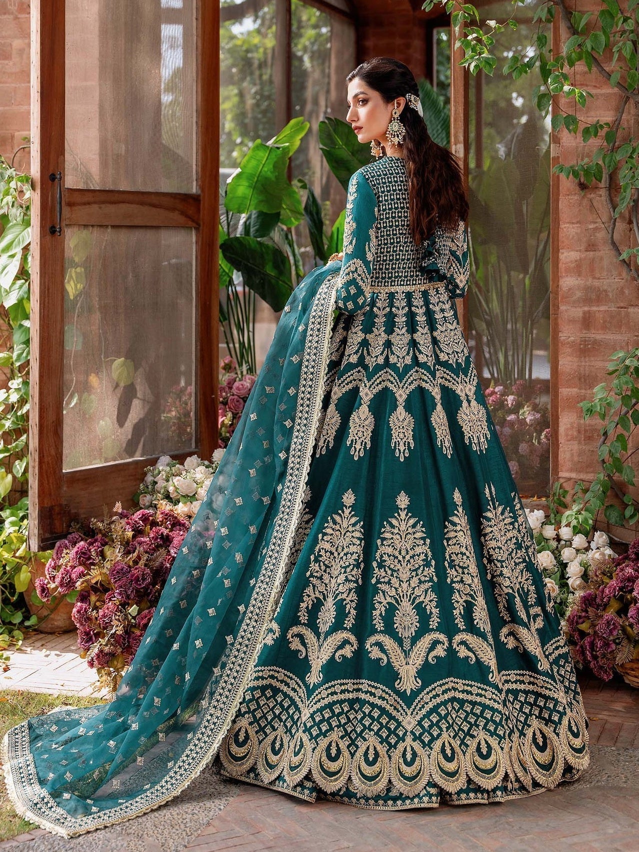 Akbar Aslam Mastani Embroidered Raw Silk 3Pc Suit - JAHANARA